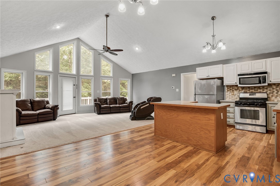 10785 Baltimore Road Ford, VA 23850 - Photo 14 of 49