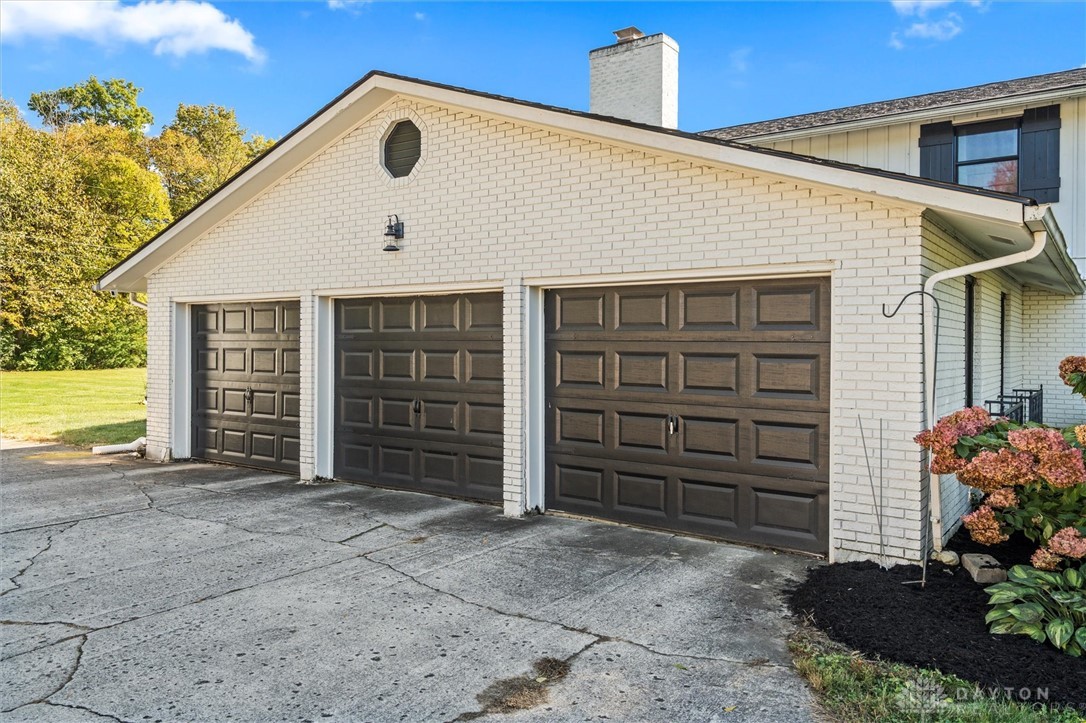 3681 Peters Road Troy, OH 45373 - Photo 3 of 71 Gallery Image 3