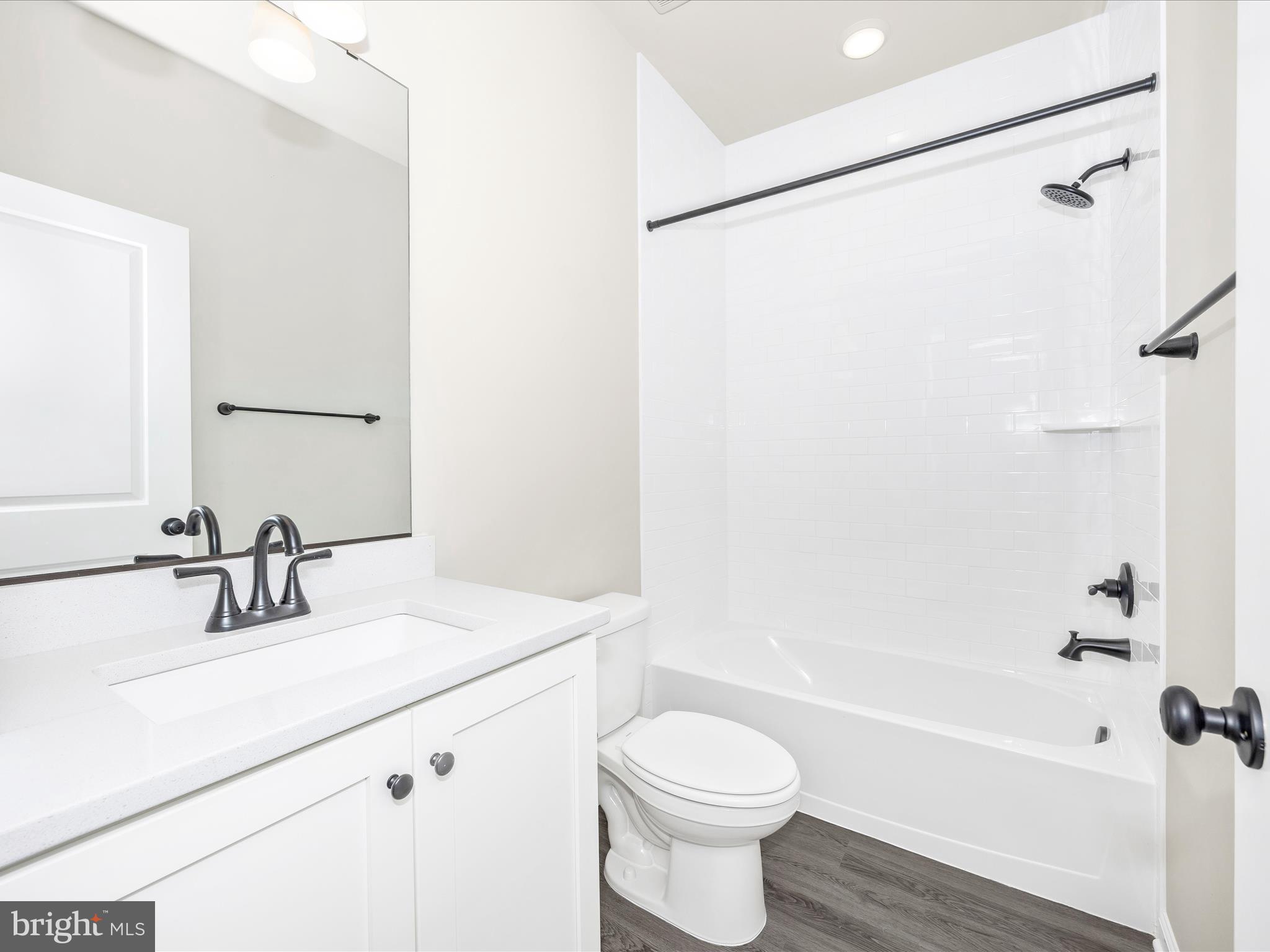 110 Spring Bank Way Frederick, MD 21701 - Photo 27 of 35 Hallway Bath