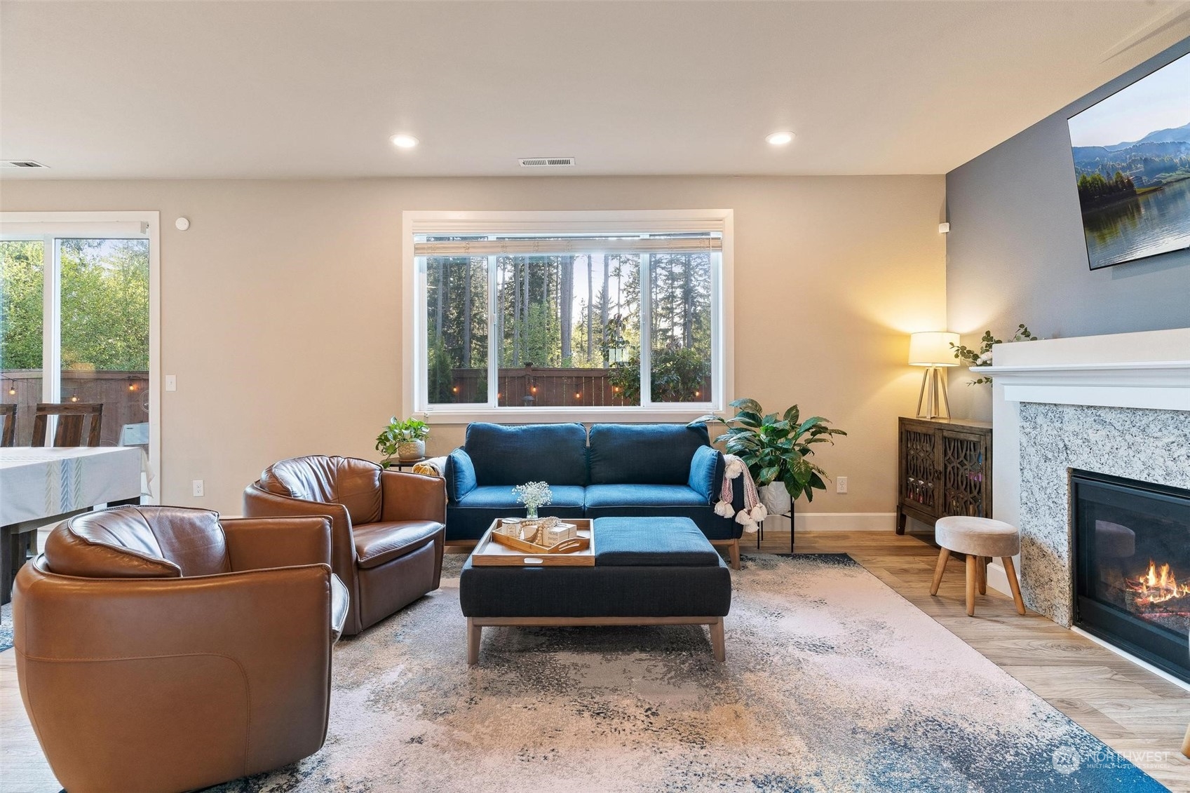 17522 39th Avenue Southeast Bothell, WA 98012 - Photo 3 of 32