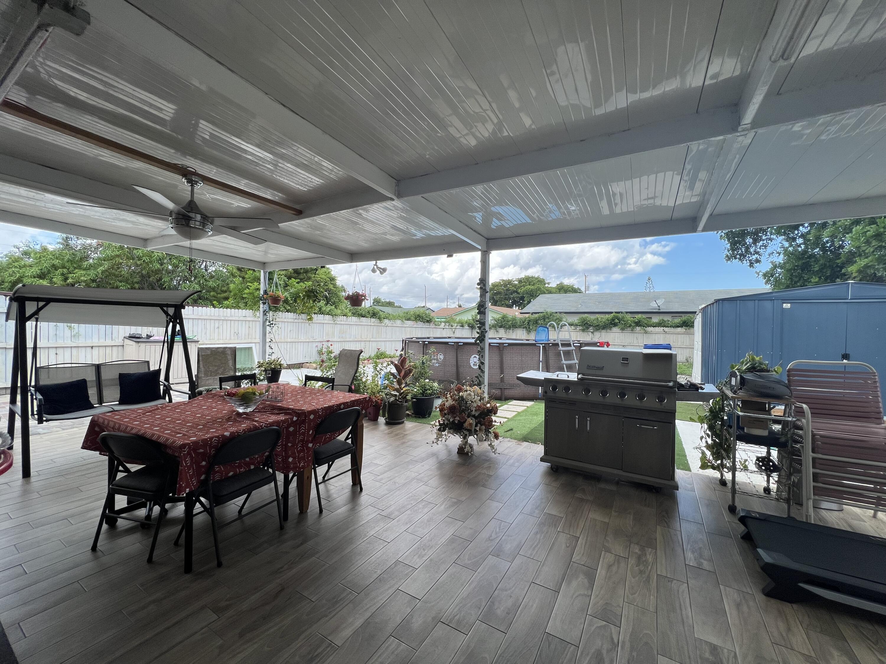 128 West 16th Street Riviera Beach, FL 33404 - Photo 15 of 17 IMG-0297