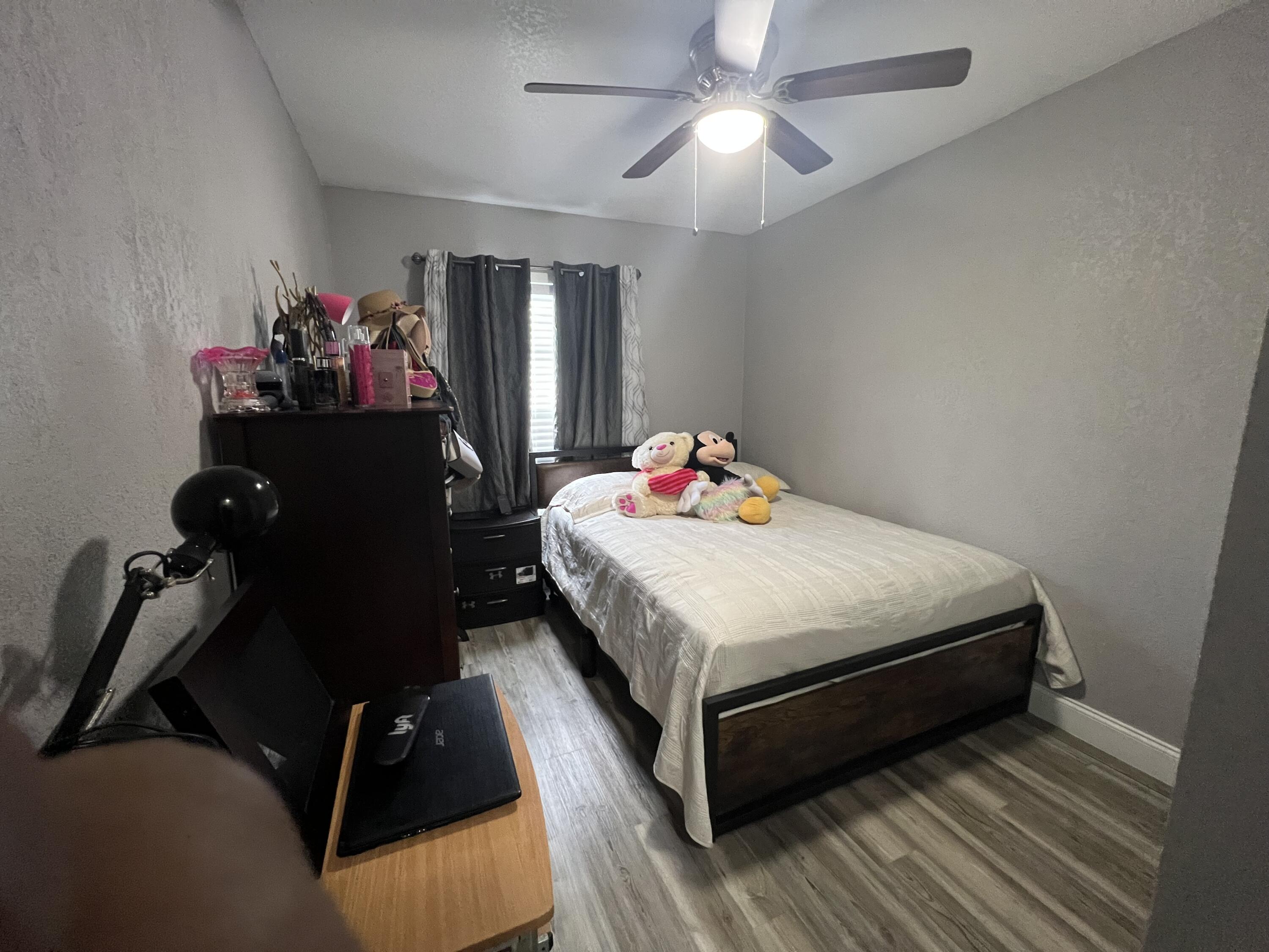 128 West 16th Street Riviera Beach, FL 33404 - Photo 6 of 17 IMG-0276
