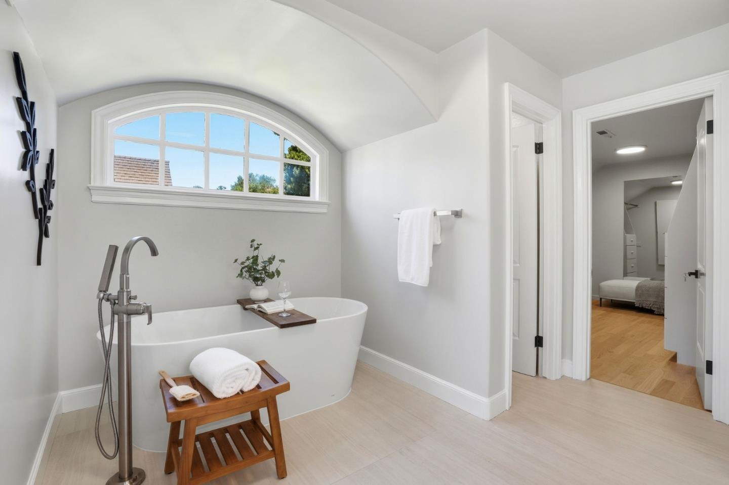 208 Stanford Avenue Menlo Park, CA 94025 - Photo 37 of 51