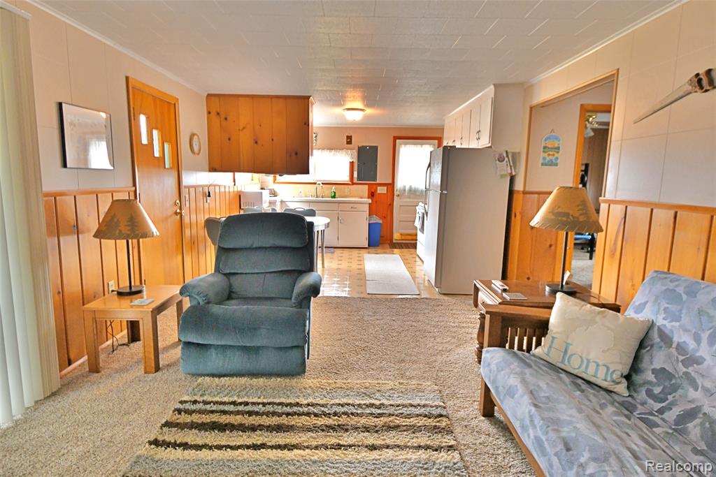 8834 Iroquois Road St. Helen, MI 48656 - Photo 11 of 21