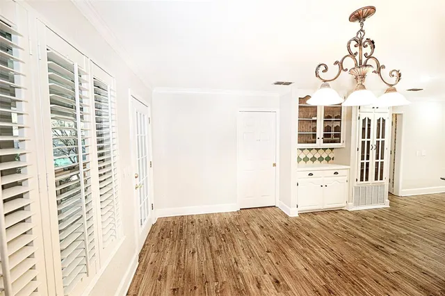 wooden floor in a empty room
