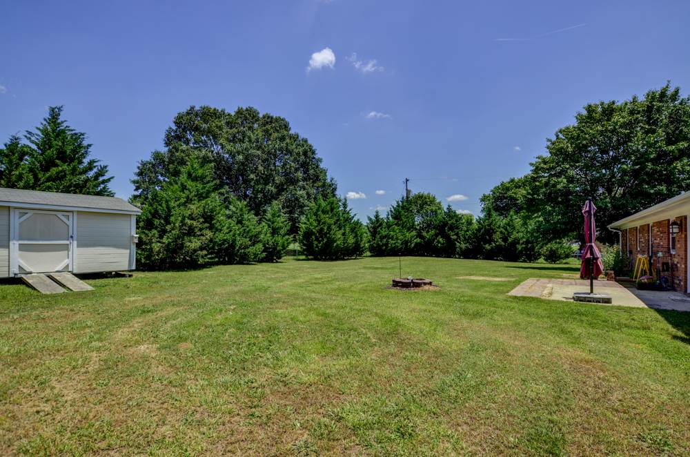 6810 New Cut Road Inman, SC 29349 - Photo 4 of 25