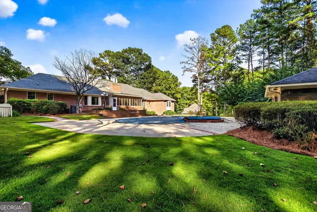 $649,000 | 285 Dix Lee On Drive, Fayetteville, GA 30214