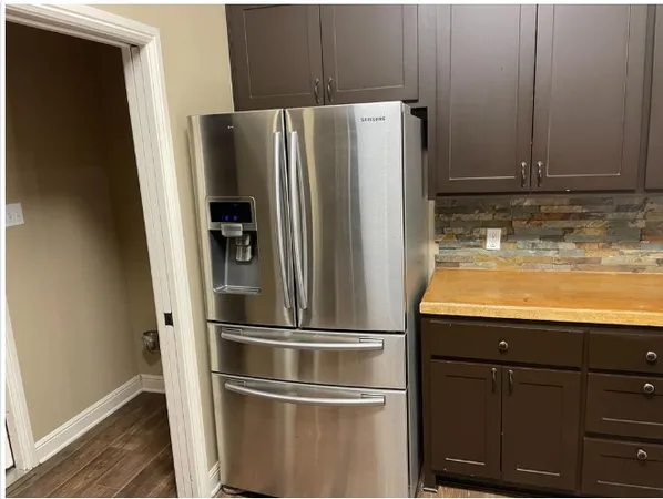 $2,200 | 201 Old Austin Highway, Johnson City, TX 78636