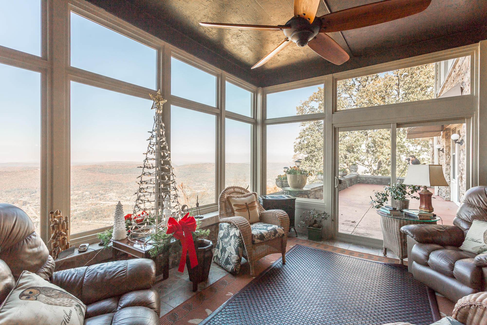 910 West Brow Road Lookout Mountain, TN 37350 - Photo 25 of 62 910 W Brow Road-30