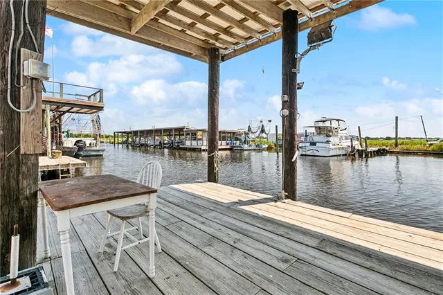 $245,000 | 321 Martin Lane, Port Sulphur, LA 70083