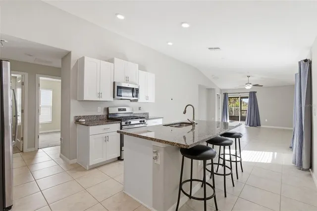 $310,000 | 5161 White Chicory Drive, Apollo Beach, FL 33572