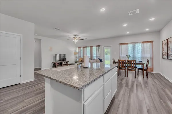 $4,300 | 425 Oxford Lane, Troy, TX 76579