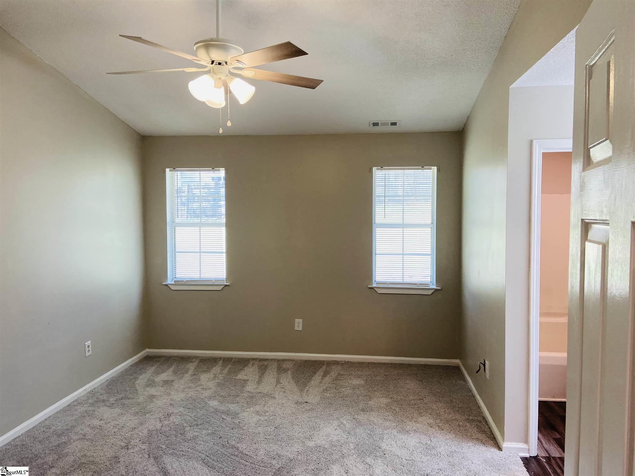 128 West Fall River Way Simpsonville, SC 29680 - Photo 7 of 11 Gallery Image 7