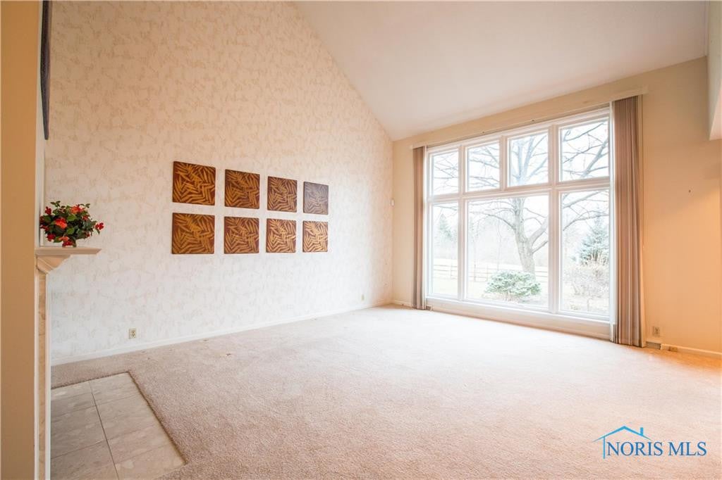 29293 Bates Road Perrysburg, OH 43551 - Photo 4 of 26 Gallery Image 4