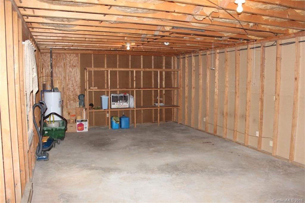 114 Falling Waters Road, Unit 1 Hendersonville, NC 28792 - Photo 17 of 20 Gallery Image 17