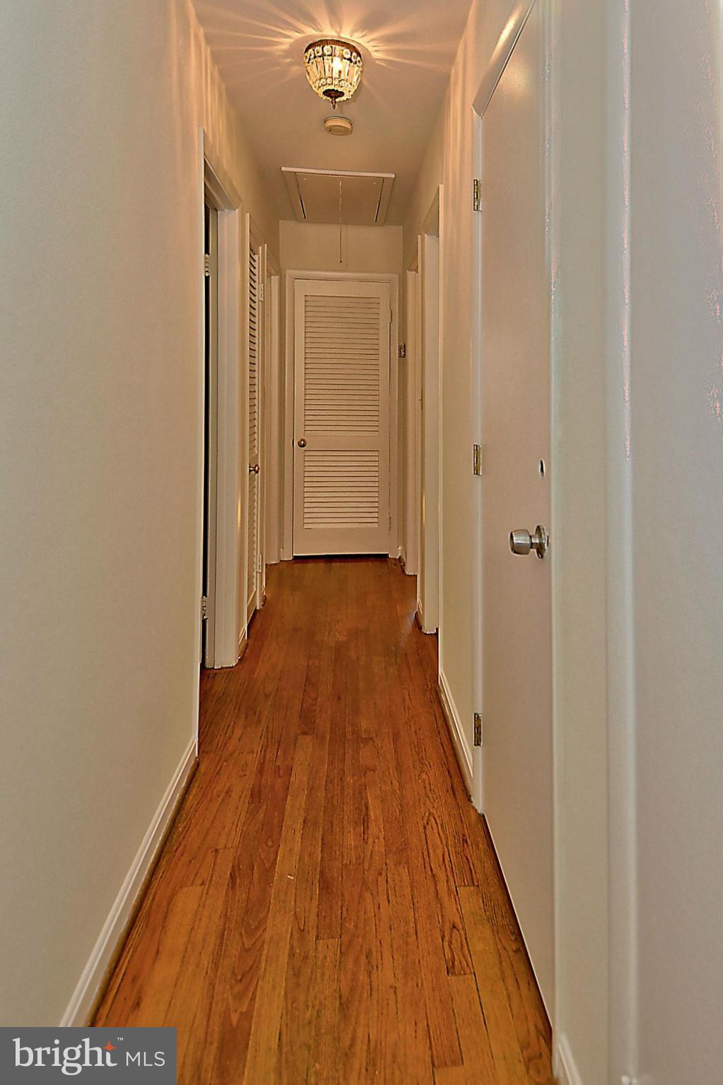 5002 Sangamore Road Bethesda, MD 20816 - Photo 12 of 30 Interior (General)