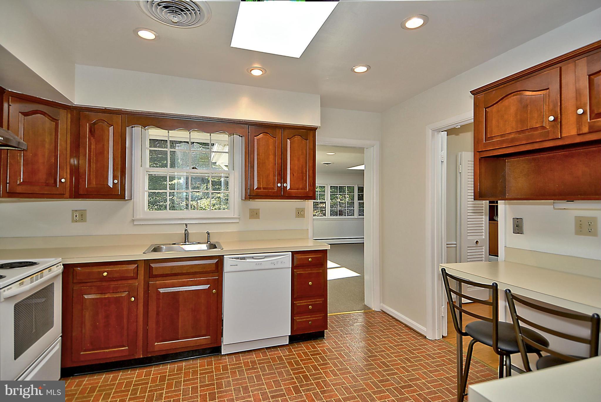 5002 Sangamore Road Bethesda, MD 20816 - Photo 9 of 30 Kitchen