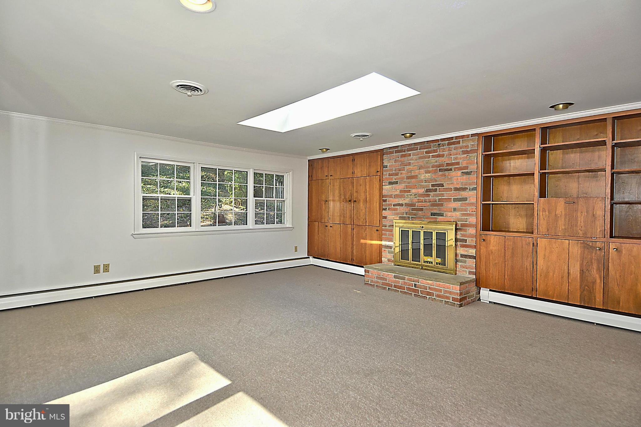 5002 Sangamore Road Bethesda, MD 20816 - Photo 10 of 30 Family Room