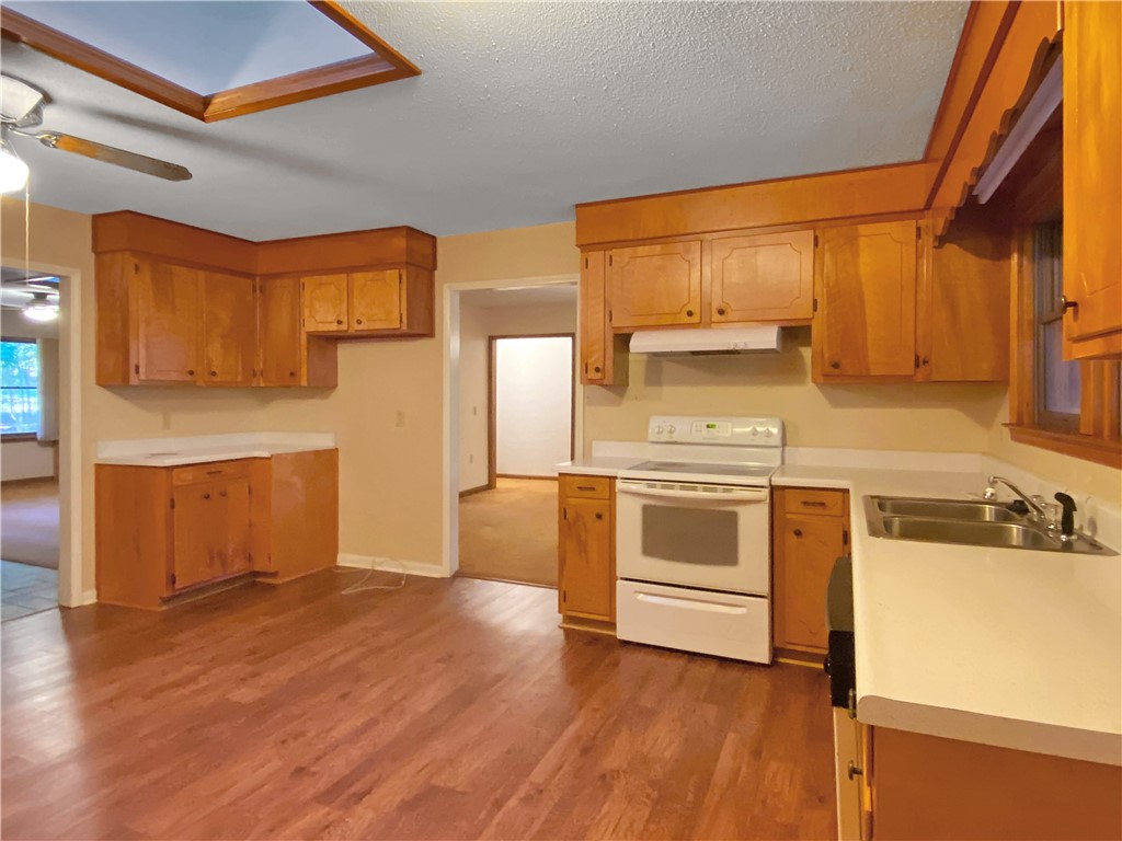 145 Warner Mill Road Walhalla, SC 29691 - Photo 10 of 50 Gallery Image 10