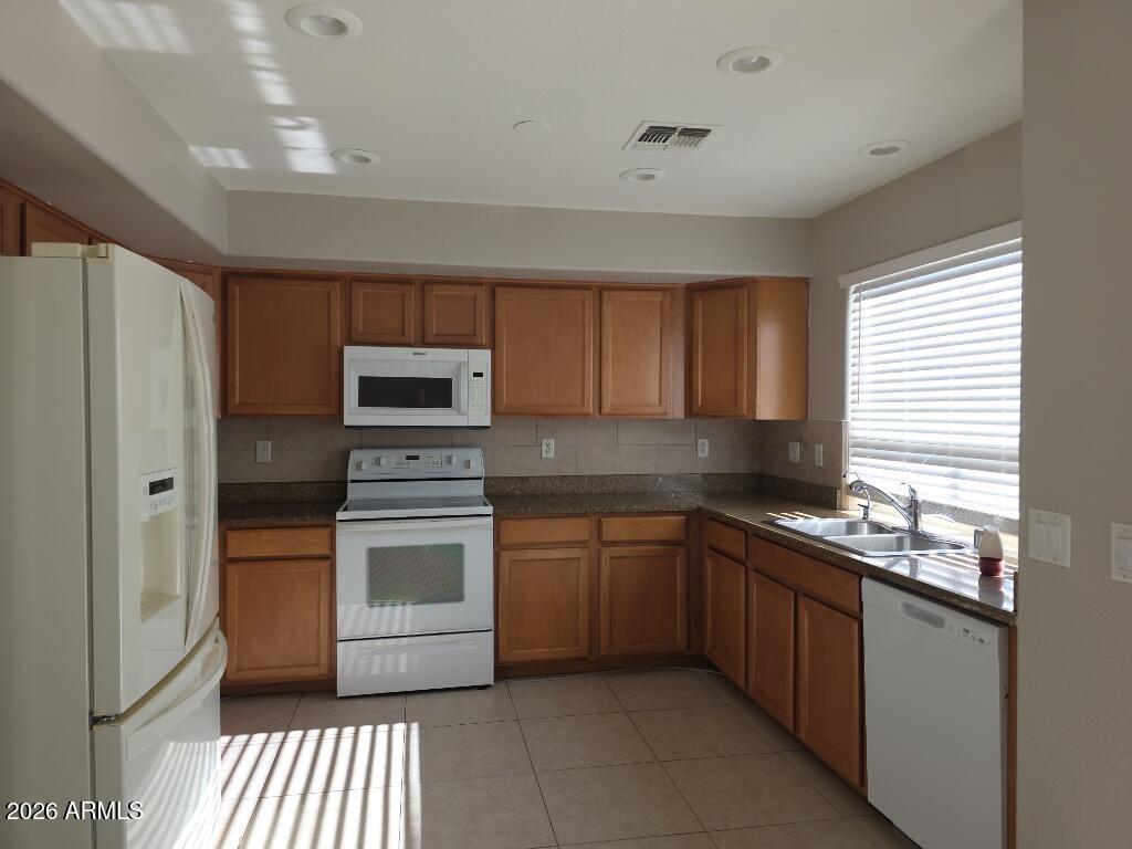 2459 West Via Dona Road Phoenix, AZ 85085 - Photo 14 of 18 Photo #14