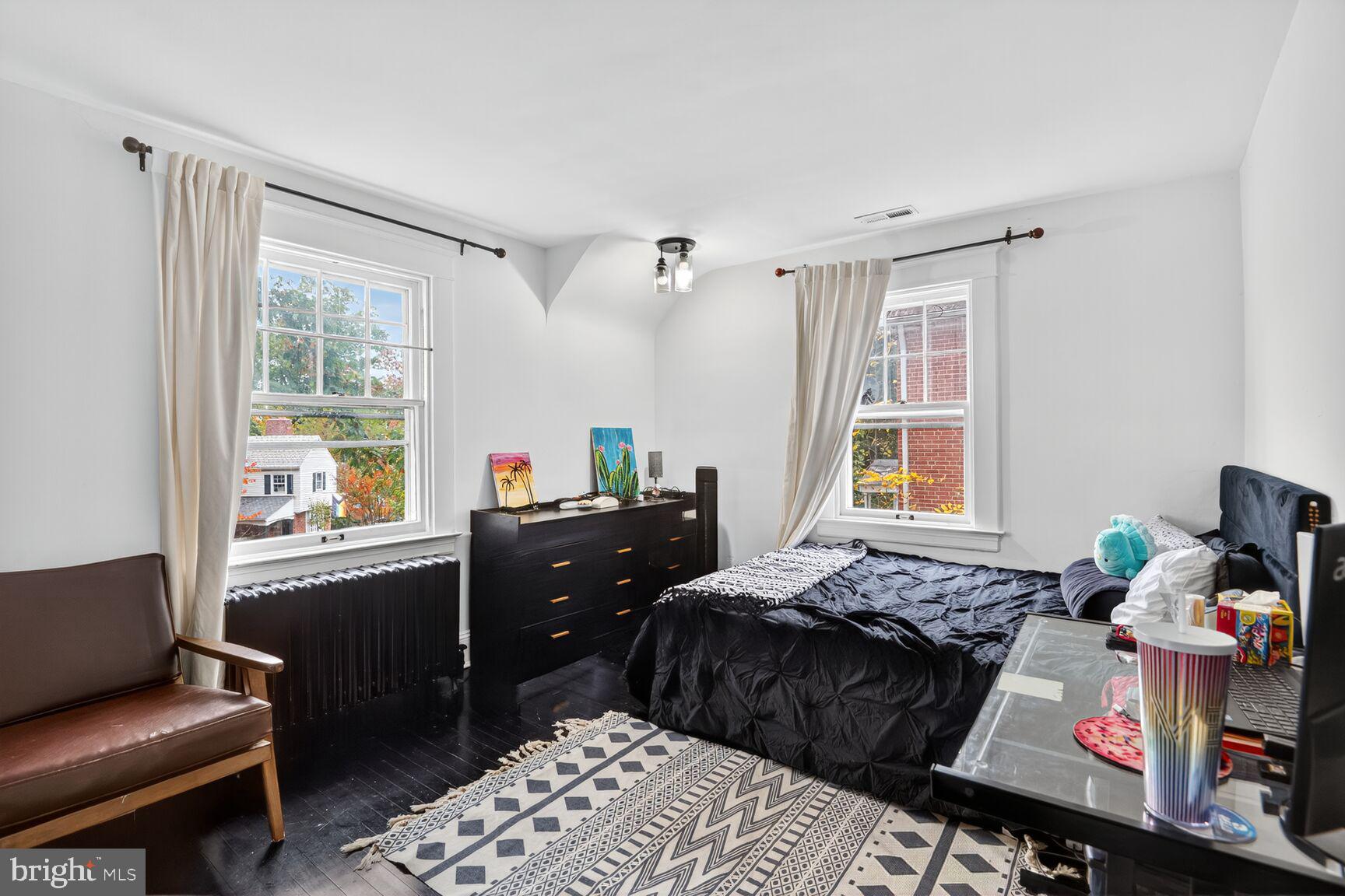 719 Brinkwood Road Baltimore, MD 21229 - Photo 20 of 31 a bedroom with a bed and a window