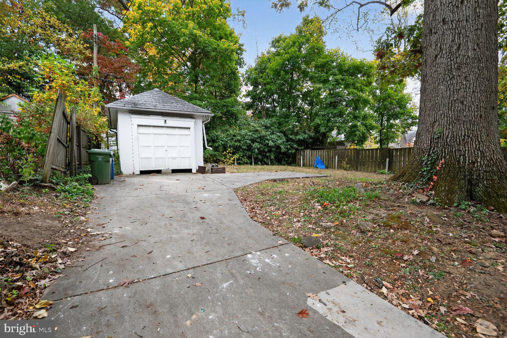 719 Brinkwood Road Baltimore, MD 21229 - Photo 31 of 31 a front view of a house with a yard