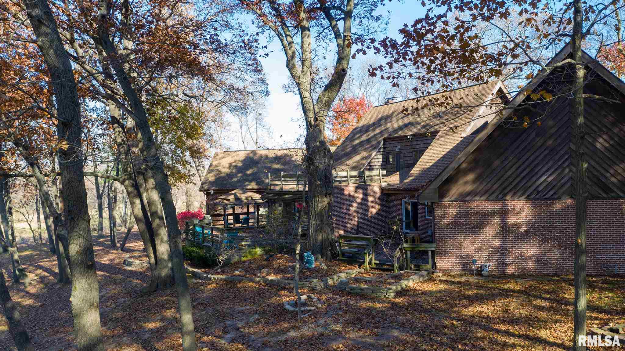 3829 West Bluffs Road Springfield, IL 62711 - Photo 7 of 44