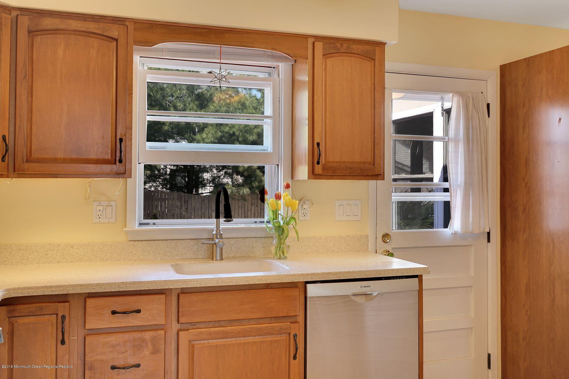 2205 Wilson Road Point Pleasant, NJ 08742 - Photo 33 of 34 19