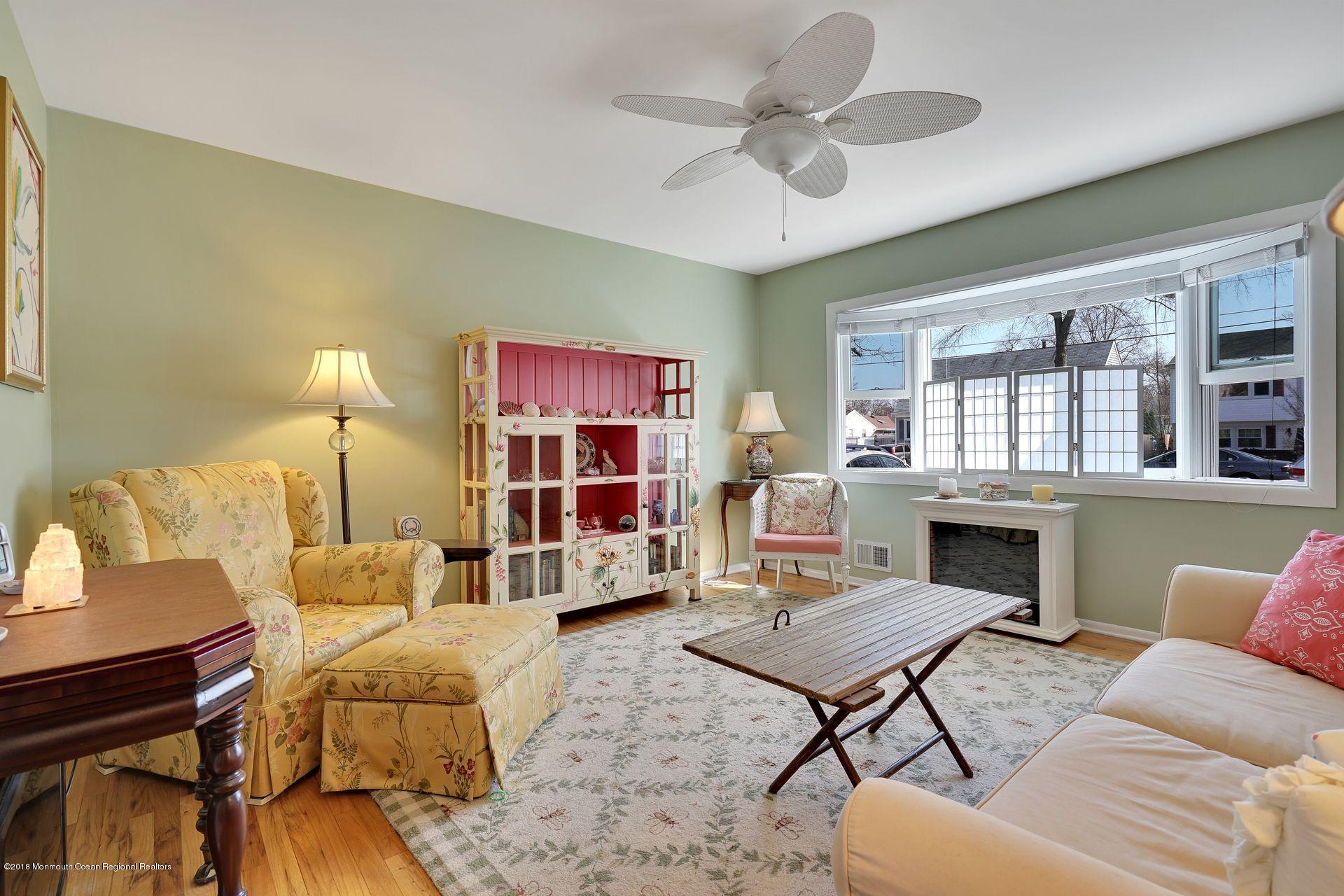 2205 Wilson Road Point Pleasant, NJ 08742 - Photo 5 of 34 13