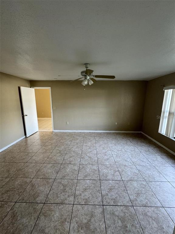 913 San Rafael Way Kissimmee, FL 34758 - Photo 4 of 12