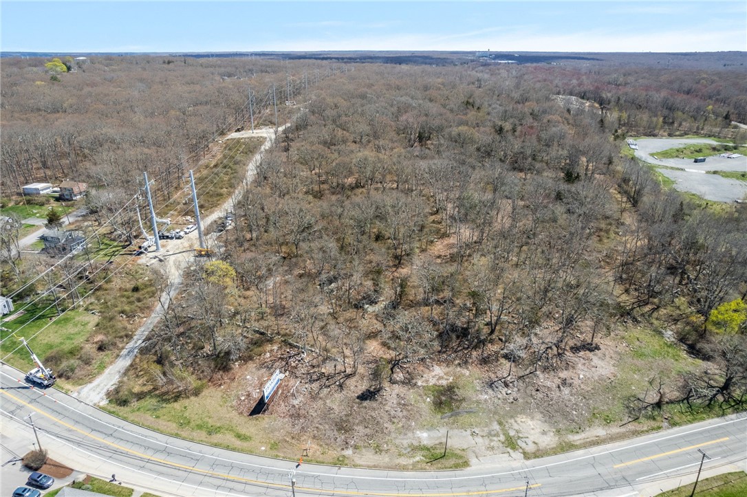 994 Main Road Tiverton, RI 02878 - Photo 5 of 15