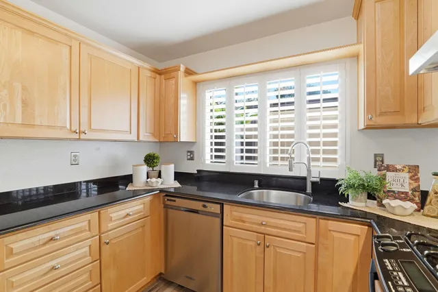 $909,888 | 38524 Burdette Common, Fremont, CA 94536