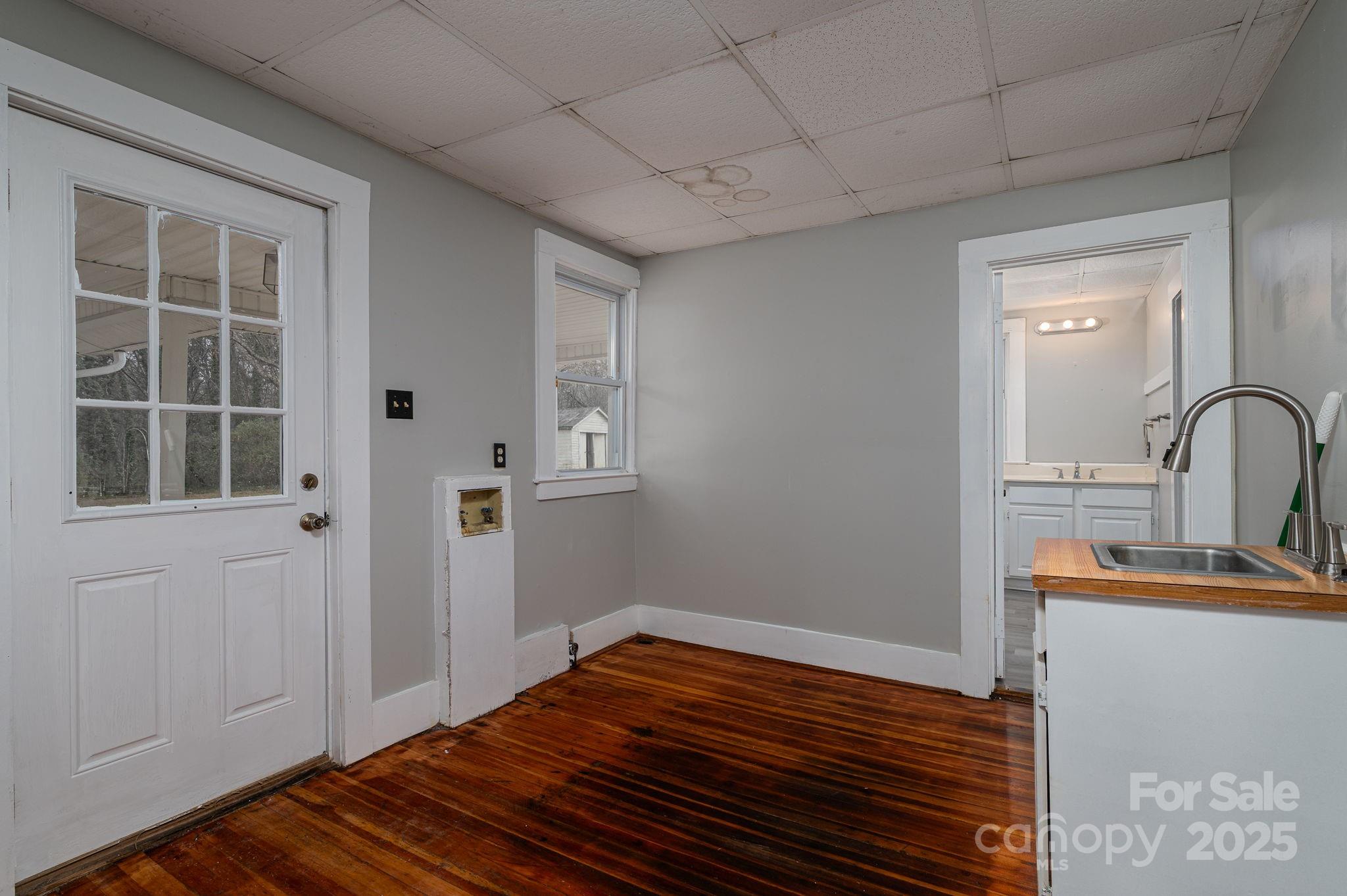 2645 Kool Park Road Northeast Hickory, NC 28601 - Photo 16 of 46 a room with a sink and a mirror