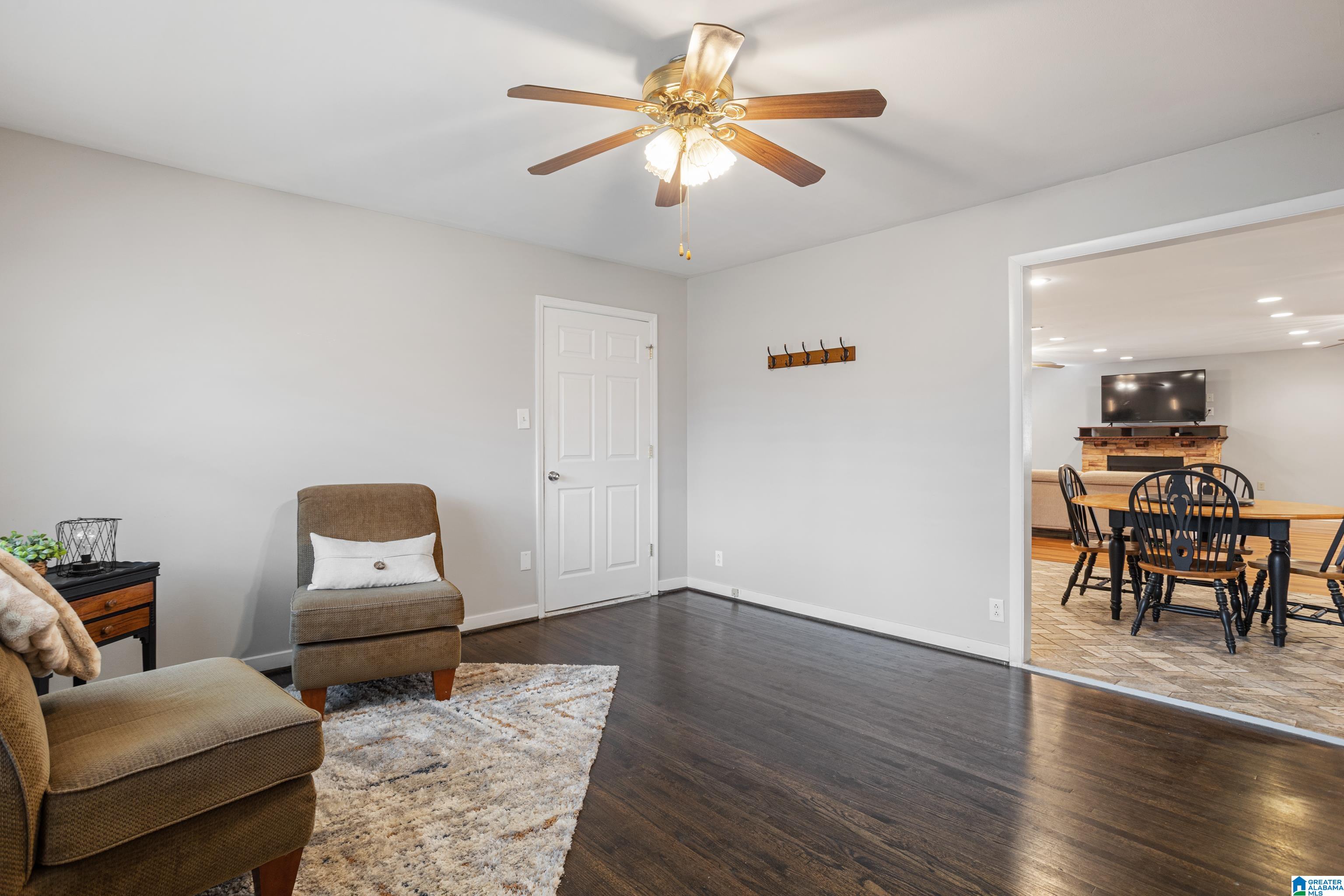 242 Odum Road Gardendale, AL 35071 - Photo 5 of 58