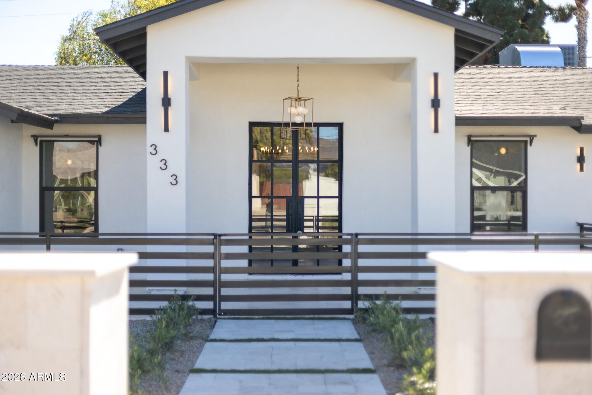 333 West Seldon Lane Phoenix, AZ 85021 - Photo 3 of 73 a view of a entryway of the house