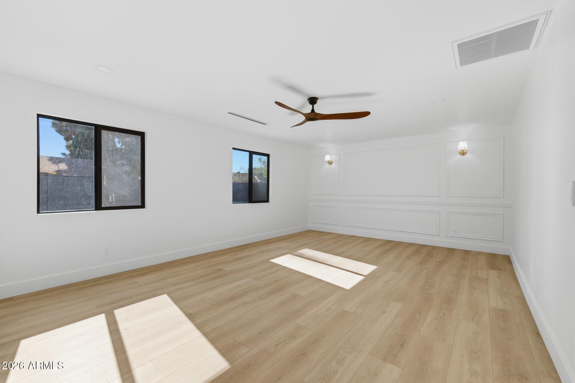 333 West Seldon Lane Phoenix, AZ 85021 - Photo 40 of 73 a view of an empty room with windows