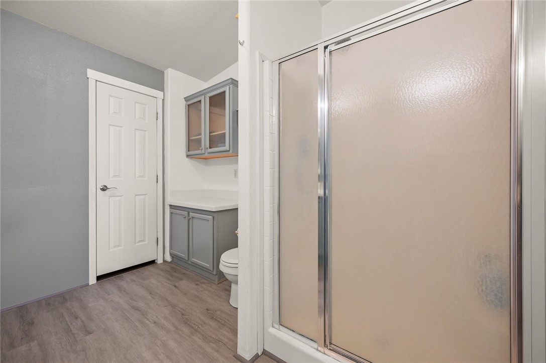 2129 Don Luis Road Golden Valley, AZ 86413 - Photo 23 of 52 Bathroom