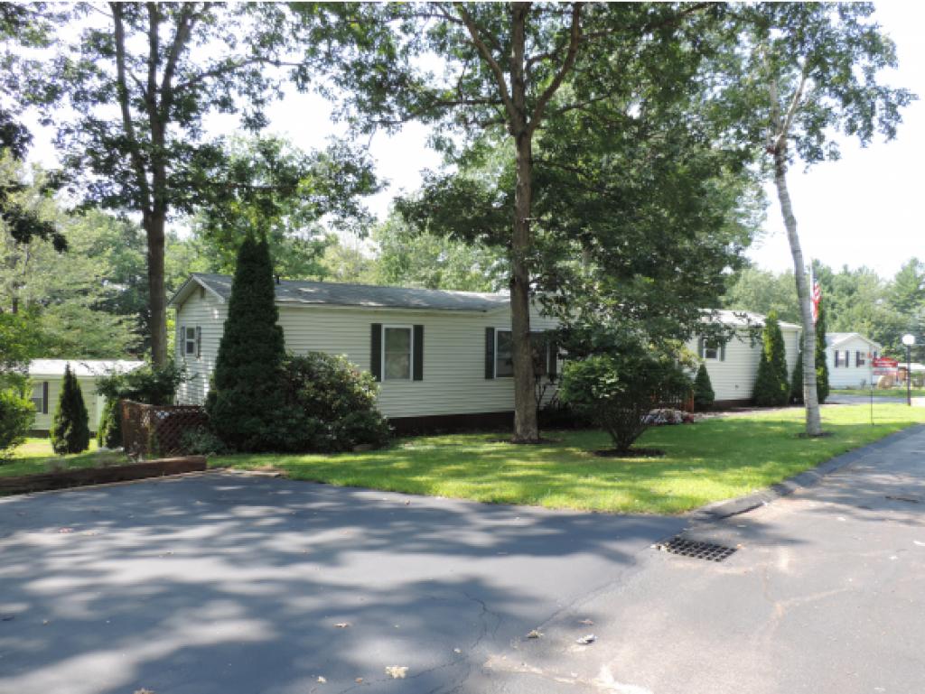 14 North Elderberry Lane Rochester, NH 03867 - Photo 2 of 9 Gallery Image 2