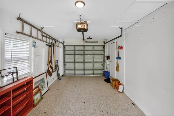 $2,500 | 2206 18th Avenue, Vero Beach, FL 32960