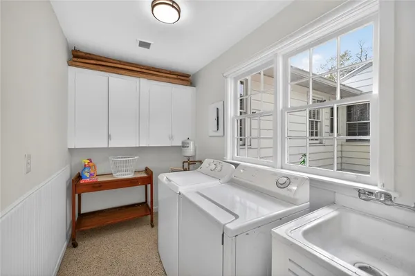 $2,500 | 2206 18th Avenue, Vero Beach, FL 32960