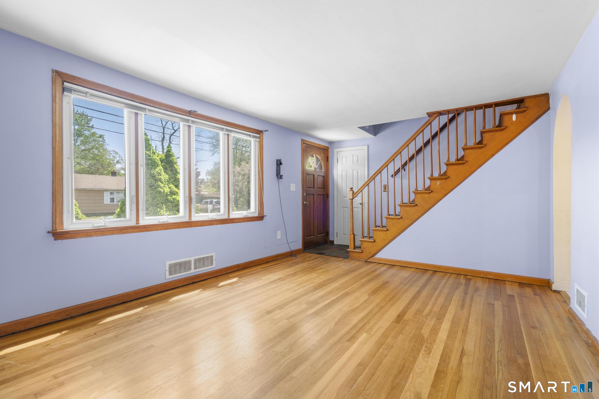 4 Bowen Road North Haven, CT 06473 - Photo 25 of 38