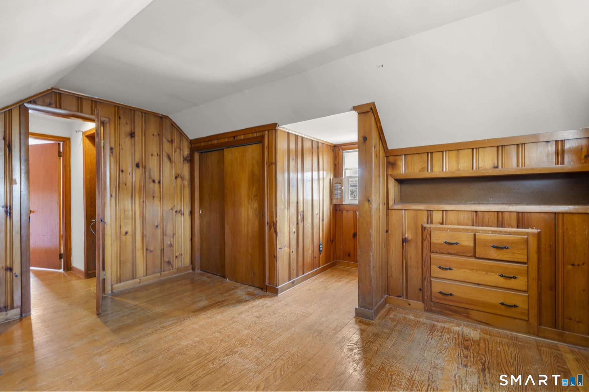 4 Bowen Road North Haven, CT 06473 - Photo 10 of 38