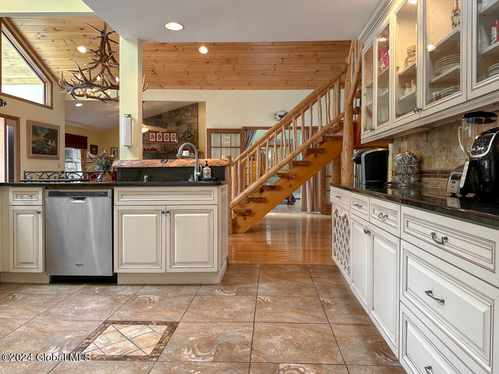 17 Mossy Point Road Ticonderoga, NY 12883 - Photo 26 of 107 IMG_0784