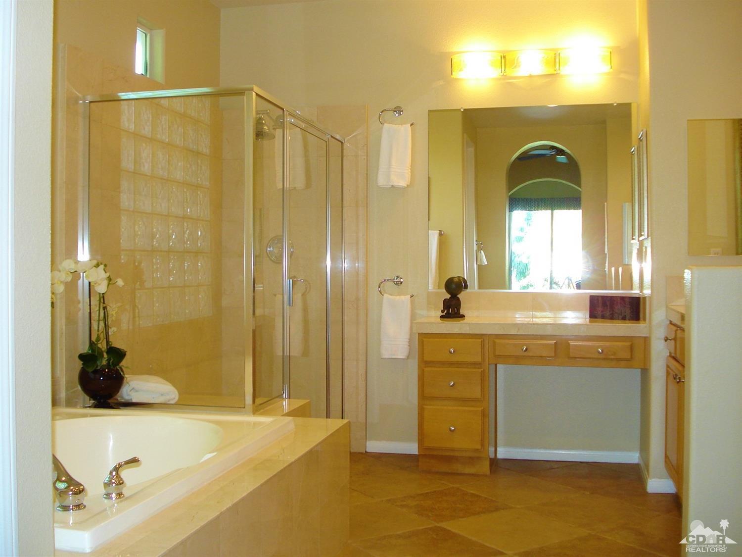 291 Loch Lomond Road Rancho Mirage, CA 92270 - Photo 6 of 21 Gallery Image 6