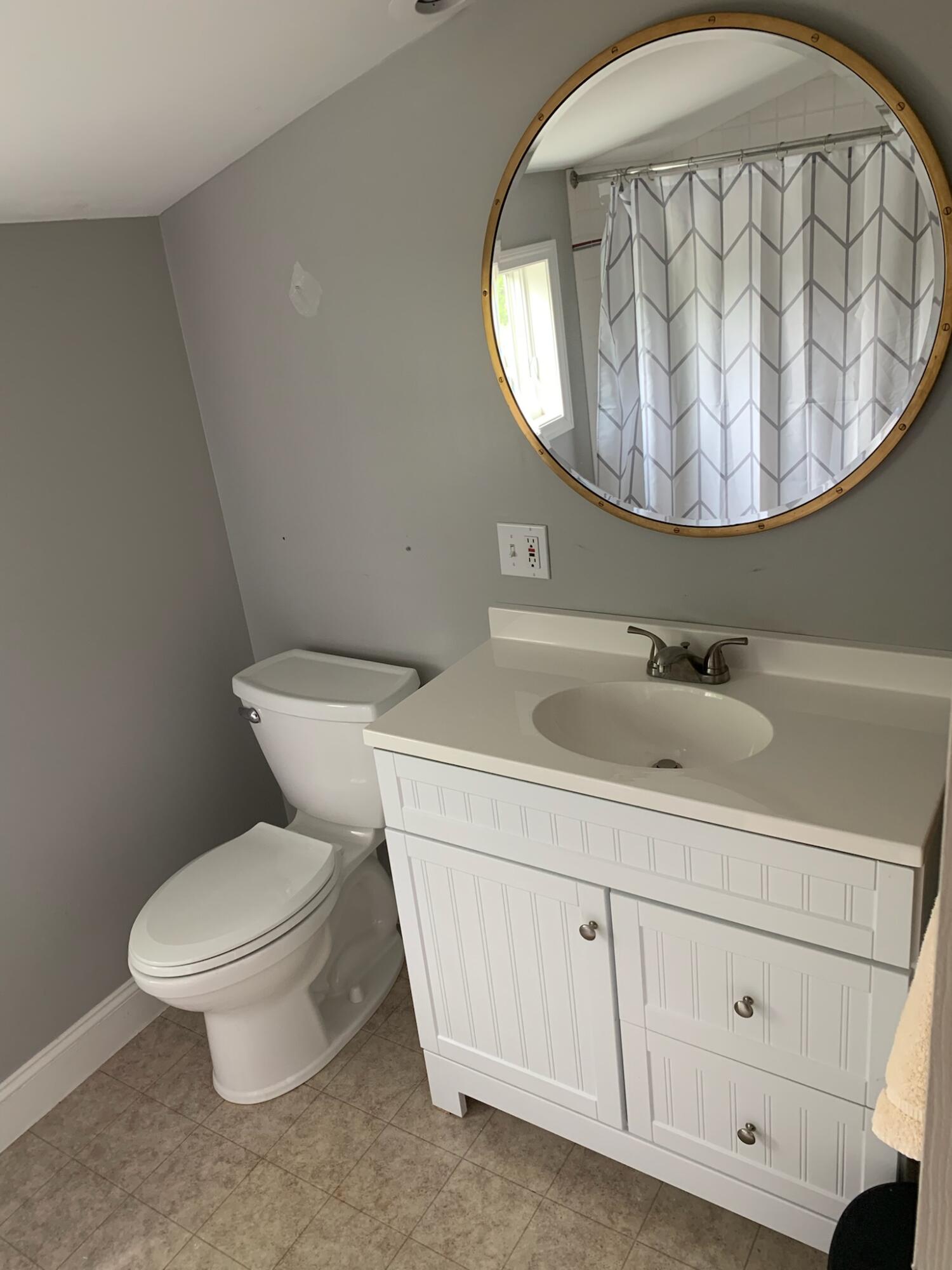 90 Middle Road Falmouth, ME 04105 - Photo 25 of 43 Full bathroom upstairs