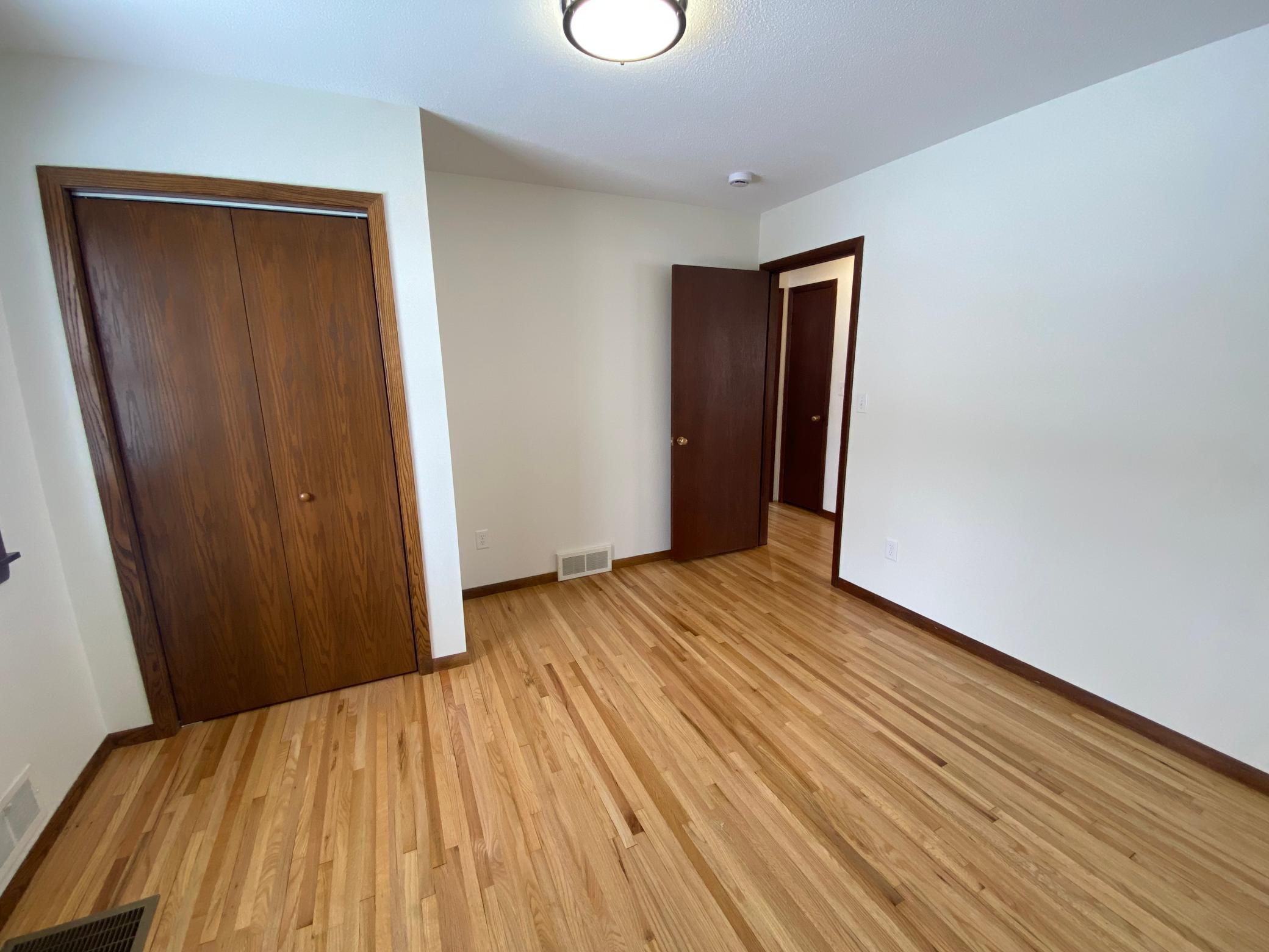 3805 5th Street Northwest Rochester, MN 55901 - Photo 11 of 26