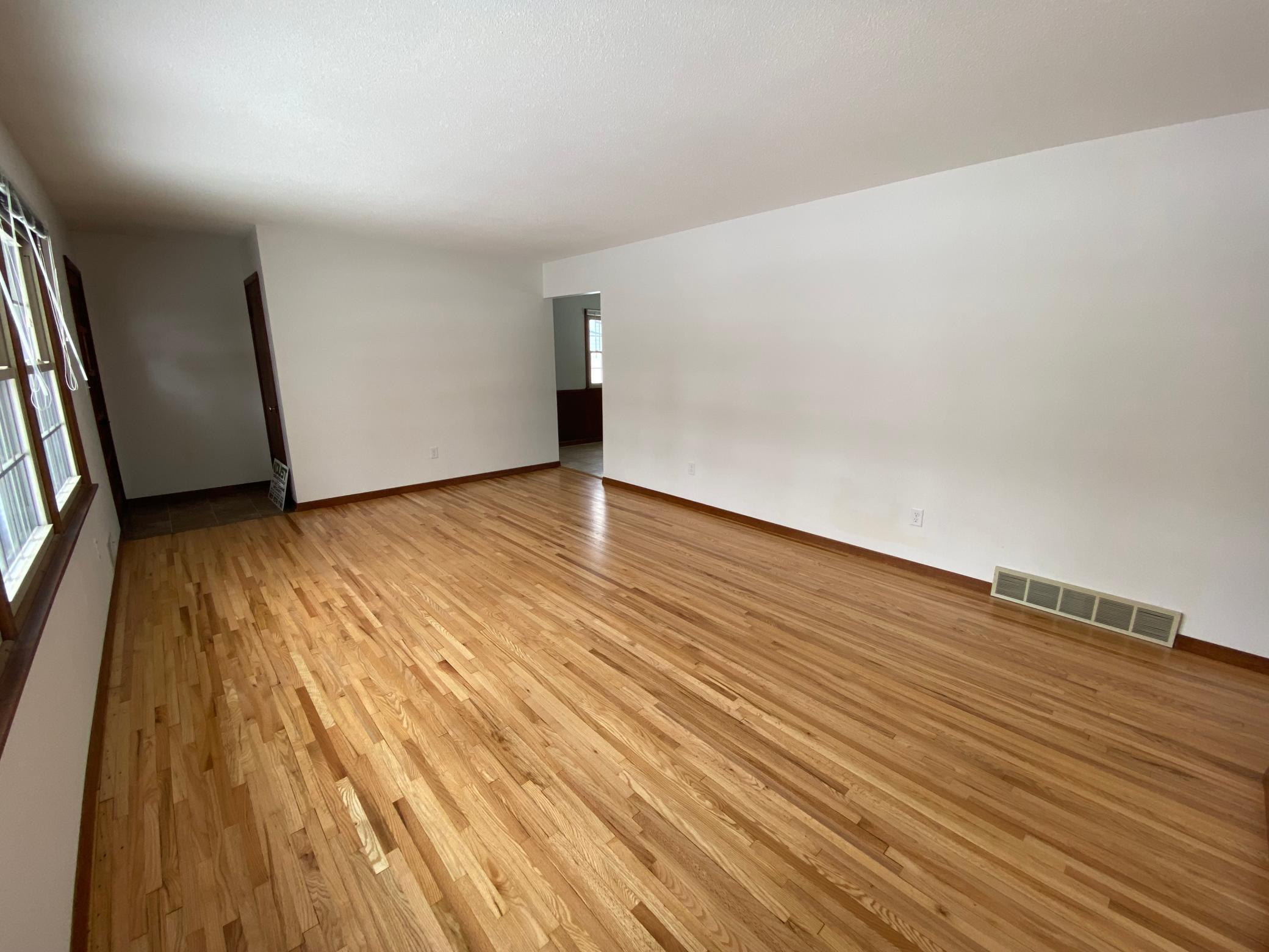 3805 5th Street Northwest Rochester, MN 55901 - Photo 4 of 26