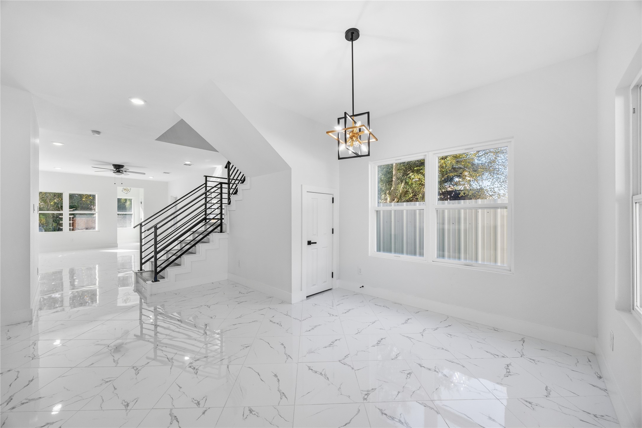 6063 Townsan Road Houston, TX 77396 - Photo 10 of 46 a view of empty room with windows