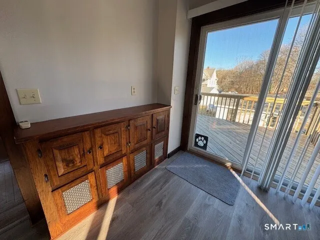 $2,200 | 18 Cleveland Street, Stonington, CT 06379