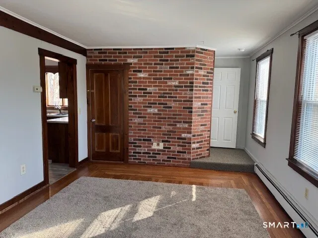 $2,200 | 18 Cleveland Street, Stonington, CT 06379